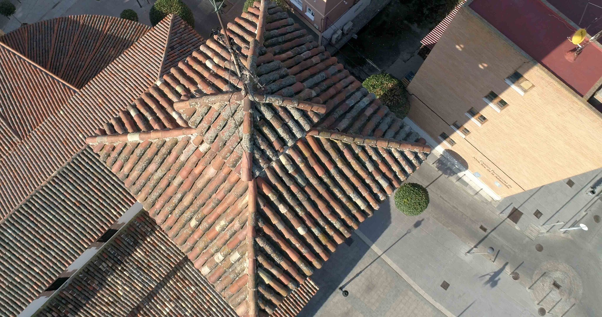 FLYPOINTDRONE - dji-0008-00-02-14-19-imagen-fija001.jpg